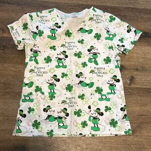 Disney‎ scrub top small